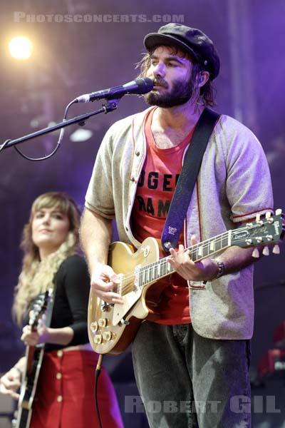 ANGUS AND JULIA STONE - 2015-06-26 - PARIS - Hippodrome de Longchamp - 